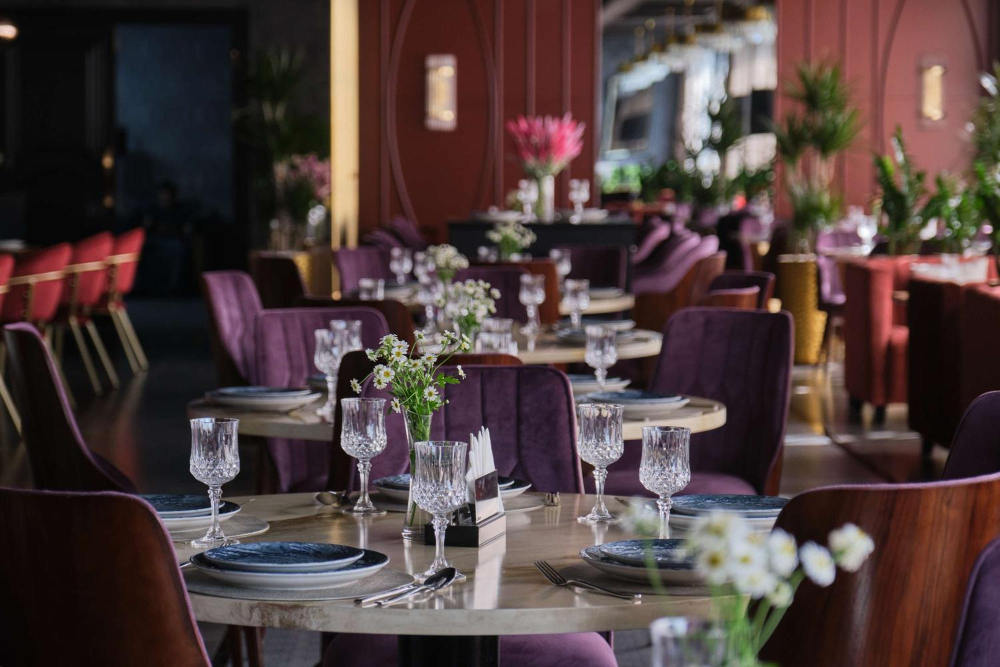 Panarams Tashkent Hotel, A Member Of Radisson Individuals Exterior foto