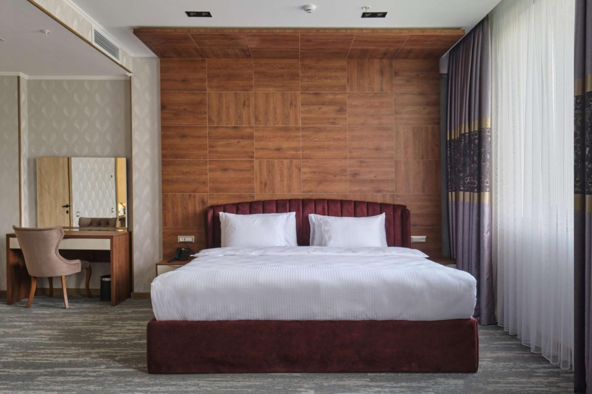 Panarams Tashkent Hotel, A Member Of Radisson Individuals Exterior foto